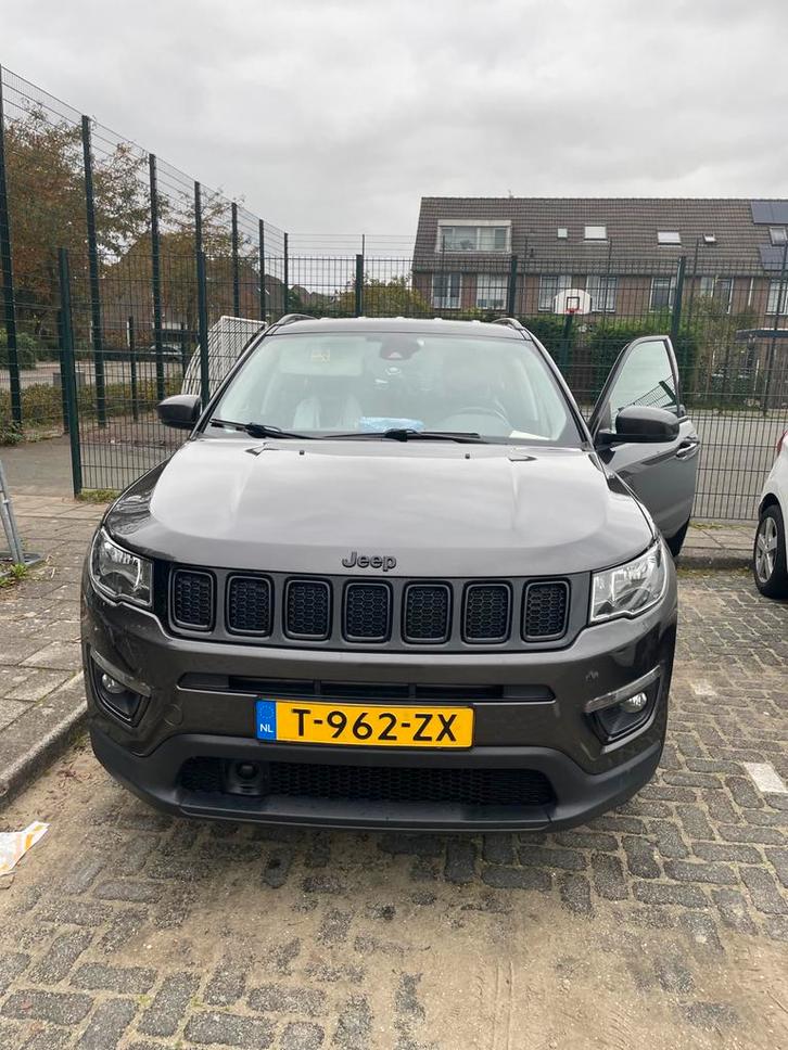 Jeep Compass 1.4 Multiair 140pk 2018 Night Eagle, Auto's, Jeep, Particulier, Compass, Achteruitrijcamera, Adaptieve lichten, Airbags