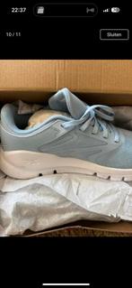 sneakers reebok modieus en zomers, Ophalen of Verzenden, Zo goed als nieuw, Overige sporten, Reebok