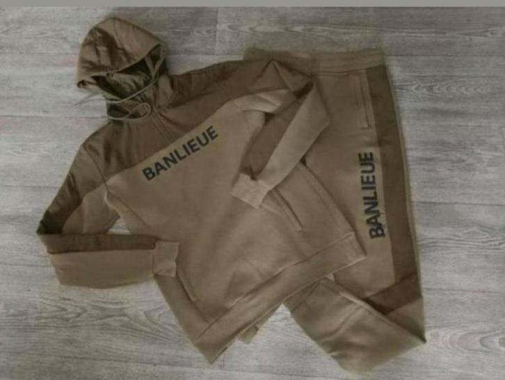🧔trainings/joggingpak van banlieue maat S🧔, Kleding | Heren, Sportkleding, Zo goed als nieuw, Algemeen, Maat 46 (S) of kleiner