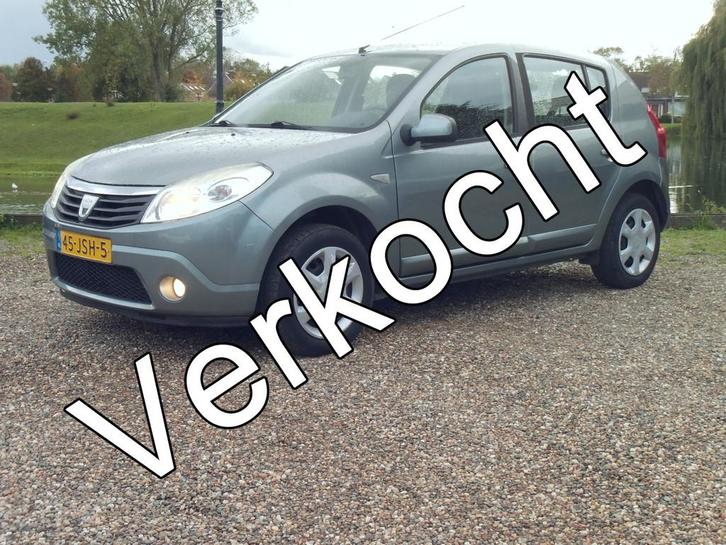 Dacia Sandero 1.2 Lauréate - Airco (bj 2009), Auto's, Dacia, Bedrijf, Te koop, Sandero, ABS, Airbags, Airconditioning, Boordcomputer