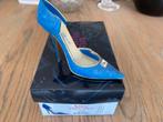 Just the Right Shoe, Ophalen of Verzenden, Zo goed als nieuw