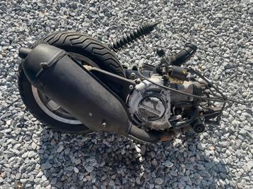 180cc PIAGGIO Blok | Hexagon, Zip beschikbaar voor biedingen