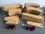 Houten treinbaantje met treintjes, Kinderen en Baby's, Speelgoed | Houten speelgoed, Ophalen of Verzenden, Zo goed als nieuw