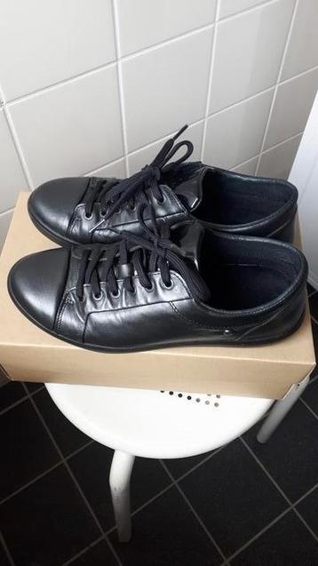 HUSH PUPPIES MOOIE ZWARTE SCHOENEN  beschikbaar voor biedingen