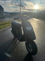 Typhoon xr 50cc brom, Fietsen en Brommers, Scooters | Piaggio, Ophalen, Tweetakt, Overige modellen, Zo goed als nieuw