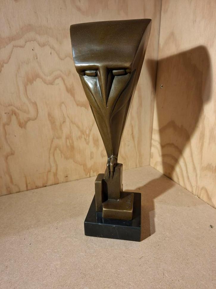 Bronzen sculptuur van C. vd Hoef, Antiek en Kunst, Kunst | Beelden en Houtsnijwerken, Ophalen of Verzenden