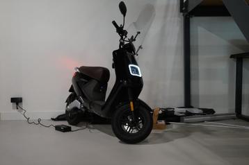 IVA E-go S4 2480 km 45 km/h | Windscherm | ZGAN beschikbaar voor biedingen