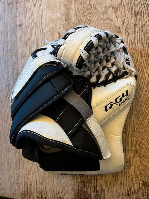 Warrior RG4 PRO catcher (vanghand links), Sport en Fitness, IJshockey, Gebruikt, Bescherming, Verzenden