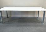 BULO Bureau / Desk / Table : In hoogte verstelbaar, Ophalen, In hoogte verstelbaar, Gebruikt, Bureau