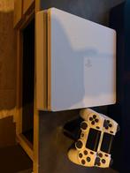 PlayStation 4 met 2 controllers, spellen en laadstation, Spelcomputers en Games, Spelcomputers | Sony PlayStation 4, Met 2 controllers