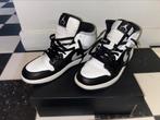 Nike air jordan 1 mid 42, Wit, Ophalen of Verzenden, Nike Air Jordan 1, Sneakers of Gympen