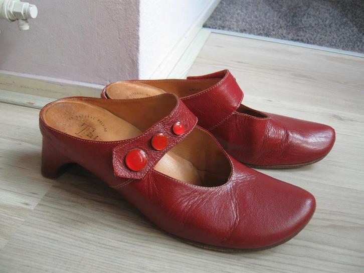 THINK! leuke rode instappers maat 41 rood, Kleding | Dames, Schoenen, Zo goed als nieuw, Instappers, Rood, Ophalen of Verzenden