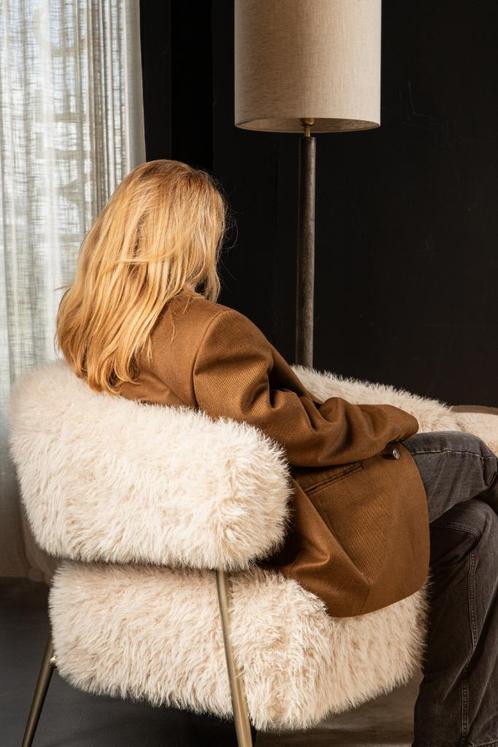 NIEUWE harige FAUTEUIL ARMSTOEL champagne onderstel, Huis en Inrichting, Fauteuils, Nieuw, Stof, 75 tot 100 cm, 75 tot 100 cm