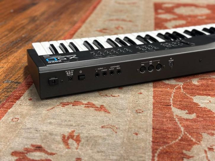 Korg X5D Synthesizer - Klassieker!, Muziek en Instrumenten, Keyboards, Gebruikt, 61 toetsen, Korg, Aanslaggevoelig, Midi-aansluiting