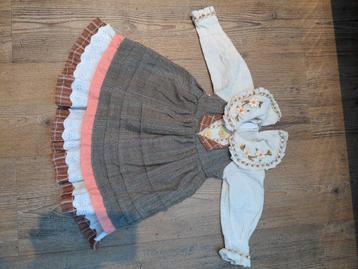 Antieke poppenjurk 40 lang, taille 18 beschikbaar voor biedingen