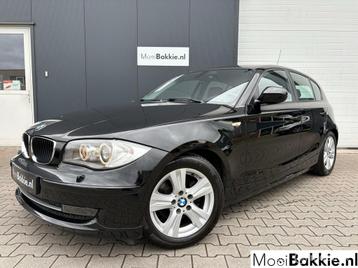 BMW 1-serie 118i High Exect. Leder / Xenon / NAP / Navigatie beschikbaar voor biedingen