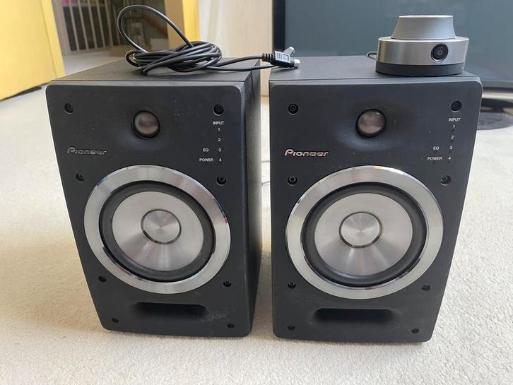 Pioneer DJ 05 Active Reference Monitoren, Audio, Tv en Foto, Luidsprekers, Zo goed als nieuw, Front, Rear of Stereo speakers, 60 tot 120 watt