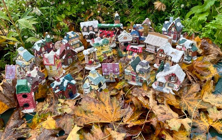 Miniatuur Dorpje - Kersthuisjes, Diversen, Kerst, Gebruikt, Ophalen of Verzenden