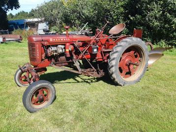 Farmall super fcd , diesel ,met ploeg en kenteken mccormick  beschikbaar voor biedingen