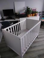 Baby bed Ikea Sundvik, Hoogslaper of Stapelbed, Minder dan 70 cm, Minder dan 140 cm, Zo goed als nieuw