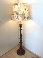 Staande schemerlamp vintage, Huis en Inrichting, Lampen | Vloerlampen, Ophalen of Verzenden, Zo goed als nieuw