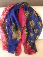 Leuke sjaal met print, Kleding | Dames, Mutsen, Sjaals en Handschoenen, Ophalen of Verzenden, Sjaal, Zo goed als nieuw