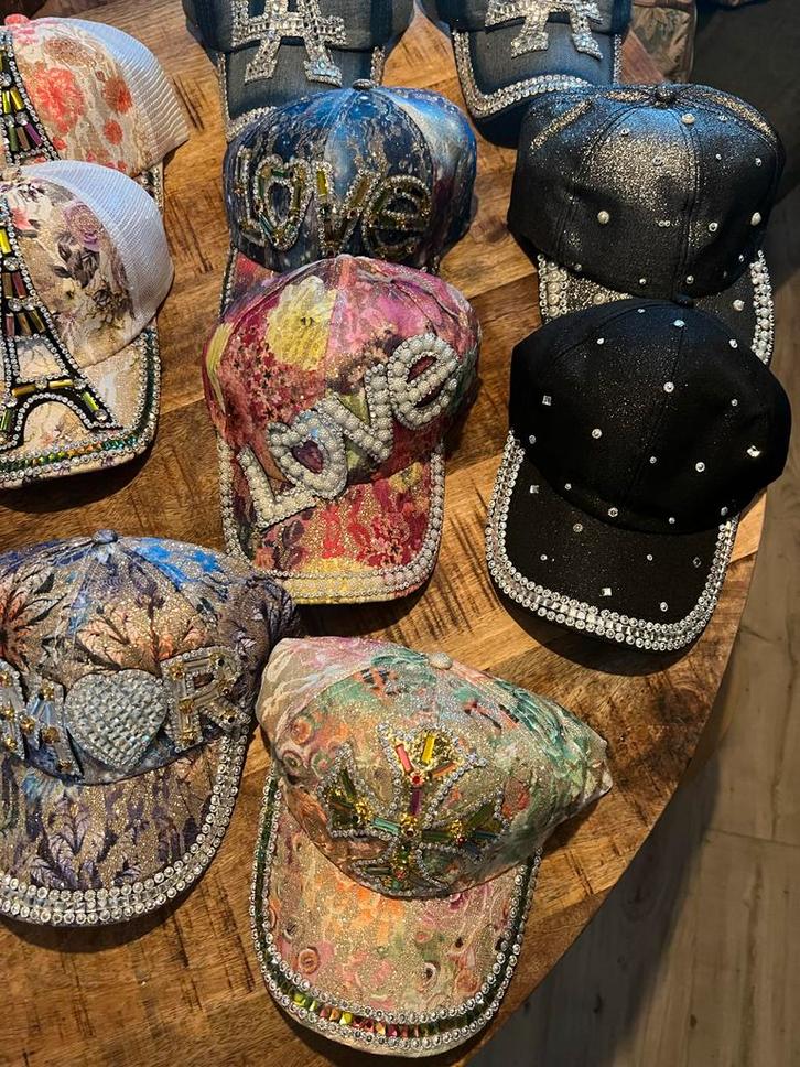 19 st Trendy Pet met Strass glitter nieuw carnaval, Kleding | Dames, Hoeden en Petten, Nieuw, Pet, One size fits all, Ophalen of Verzenden