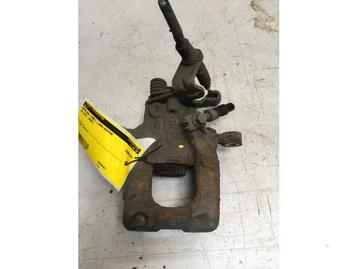 Remklauw (Tang) links-achter van een Volkswagen Golf beschikbaar voor biedingen