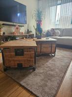 Vol mango houten salontafel., Huis en Inrichting, Tafels | Bijzettafels, 45 tot 60 cm, Vierkant, Zo goed als nieuw, 55 tot 75 cm