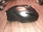 Benzinetank tank dark ZGAN kunststof monster carburateur, Gebruikt, Factorystore.service@ducati.com, Ophalen of Verzenden, Via Antonio Cavalieri Ducati, 74/5, 74/6, 40132 Bologna BO