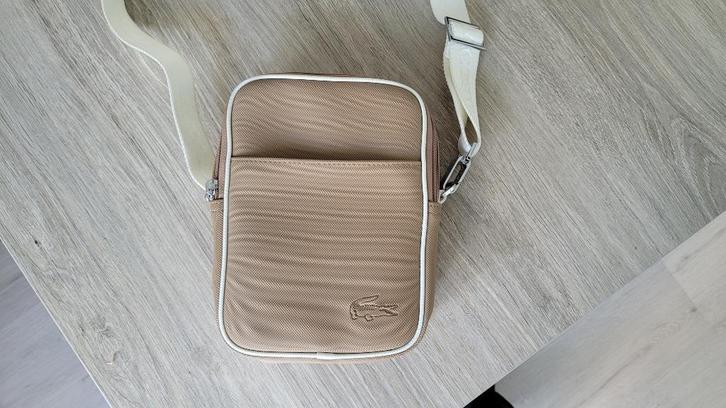 Lacoste crossover bag, schoudertas, nektas unisex, Sieraden, Tassen en Uiterlijk, Tassen | Schoudertassen, Zo goed als nieuw, Overige merken