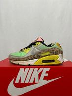 Maat 36,5 - Nike Air Max 90 LX Illusion Green, Kleding | Dames, Schoenen, Overige kleuren, Verzenden, Nike, Sneakers of Gympen