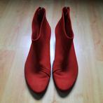 Schoenen/ laarsjes Arche, maat 39, rood, Ophalen of Verzenden, Zo goed als nieuw, Rood