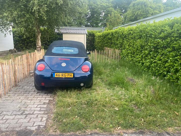 VW Kever New Beetle Cabrio 1.6 Turijn Comfort, Auto's, Volkswagen, Particulier, Overige modellen, Benzine, Cabriolet, Blauw, Stof