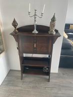 Antiek wandbureau of secretaire een neerklapbaar schrijfblad, 50 tot 100 cm, Eikenhout, Ophalen of Verzenden, Zo goed als nieuw