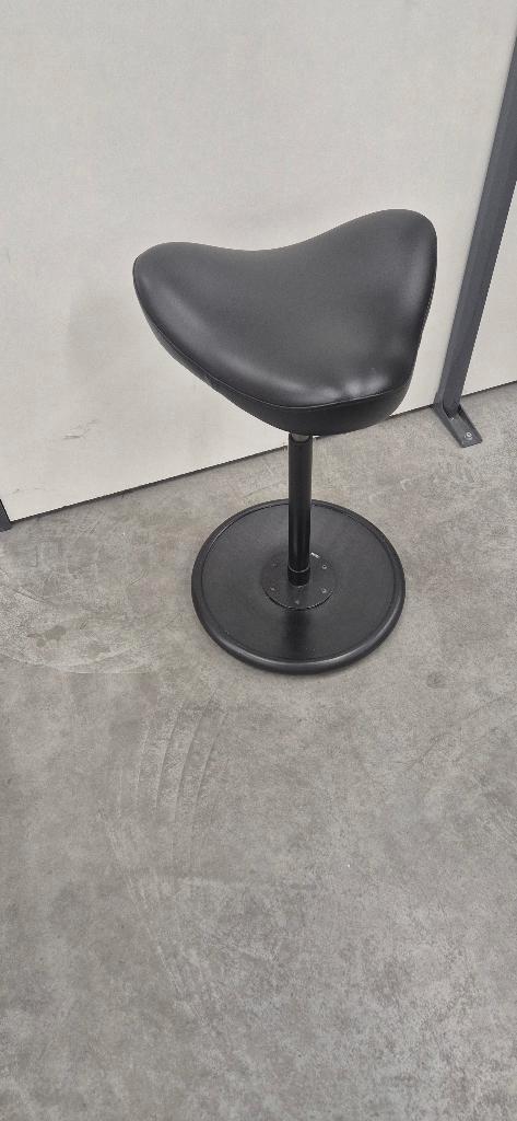 Stokke (Varier) Move aangeboden. In nette staat., Huis en Inrichting, Bureaustoelen, Gebruikt, Bureaukruk, Zwart, Ergonomisch