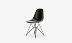 Vitra Eames DSW stoel - 2 stuks, Twee, Zwart, Ophalen of Verzenden, Zo goed als nieuw
