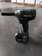 Makita DTW-300 accuschroefboormachine (zonder lader), Gebruikt, Variabele snelheid, Ophalen of Verzenden, Boor- en Schroefmachine