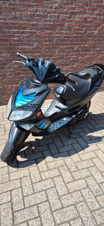 Peugeot speedfight 2 AC beschikbaar voor biedingen