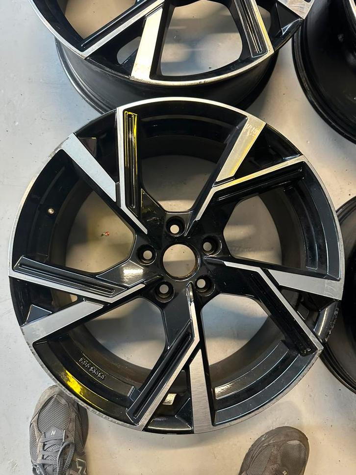 5x112 19* Audi RS look Sportvelgen! Q2 Q3 Q5 Q7 A3 A4 A5, Auto-onderdelen, Banden en Velgen, Velg(en), Zomerbanden, 19 inch, 235 mm