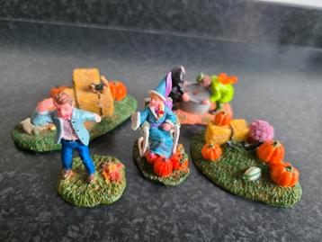 5 Lemax Spooky Town figuren Defect! beschikbaar voor biedingen