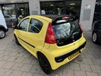Peugeot 107 1.0-12V 5Drs Airco Carplay Dakspoiler Sport, Auto's, Voorwielaandrijving, Gebruikt, Overige kleuren, 4 stoelen