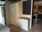 Witte greeploze hoogglans bijkeuken – Showroommodel, Ophalen, 200 cm of meer, Wit, Zo goed als nieuw