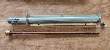 Plank dragers / buisconsoles beschikbaar voor biedingen