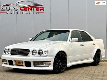 Nissan GLORIA 3.0 V6 UNIEK Bodykit APK beschikbaar voor biedingen