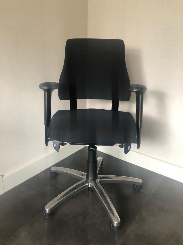 Bma- axia ergonomische bureaustoel/ bureaustoelen 4D armpads, Huis en Inrichting, Bureaustoelen, Gebruikt, Bureaustoel, Zwart