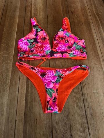 Nieuwe Maaji reversible bikini, mt XL = L beschikbaar voor biedingen