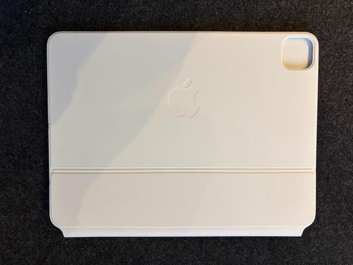 Apple Magic Keyboard iPad 11” – Origineel – €195, Computers en Software, Toetsenborden, Zo goed als nieuw, Qwerty, Draadloos, Opvouwbaar