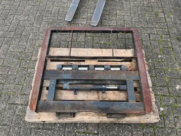 Fem2 sideshift heftruck Clark / Linde / Hyster / Still beschikbaar voor biedingen