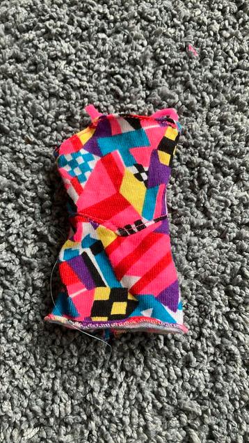 Originele Vintage Barbie Retrojurk – Kleurrijk & Zeldzaam beschikbaar voor biedingen